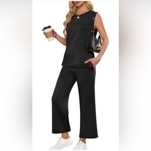 NWT 2PS BLACK PANT SET-S